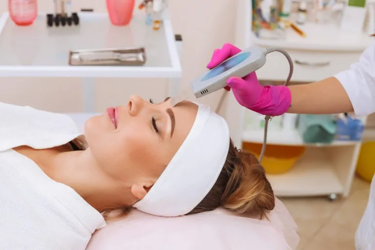 ultrasonido, cavitación peeling facial, facial renewal beautherapy spa panama, costa del este